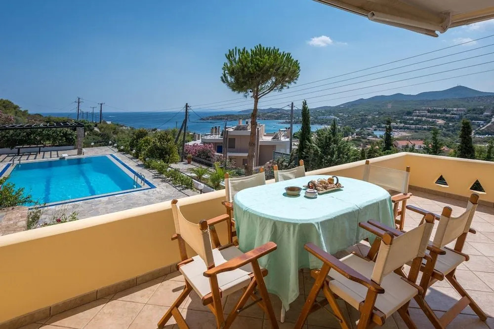 Villa Adamite