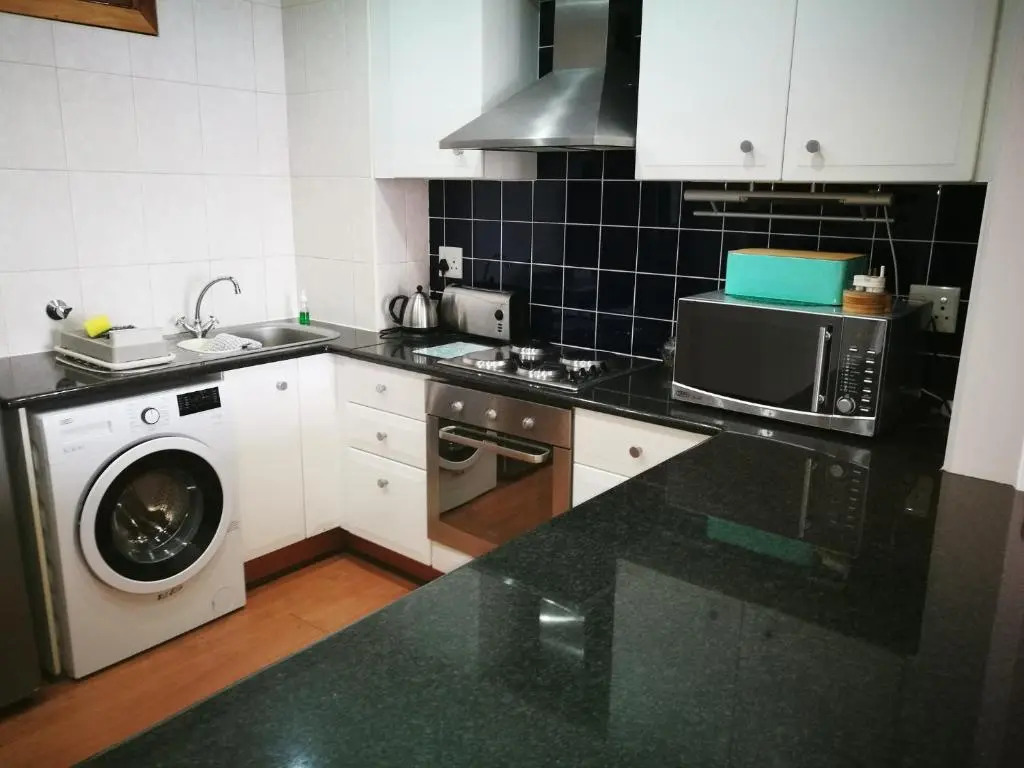 45 Lighthouse Mall Apartment