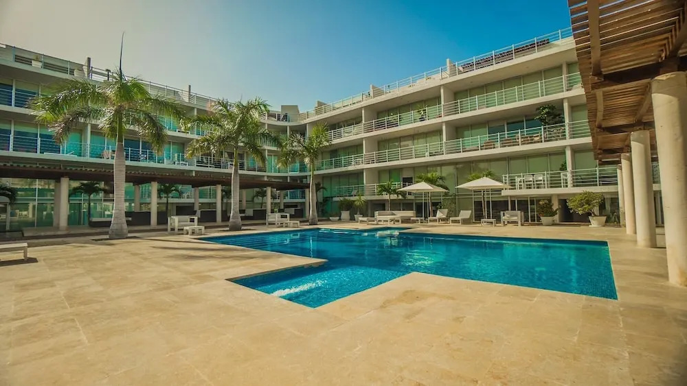 Abrazo Del Mar 3 Bedroom Condo