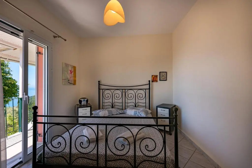 Ioannis House Sea View