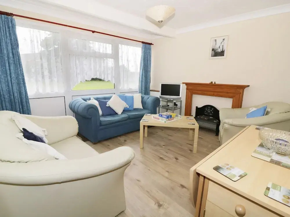 112 Beach Road Chalet Park