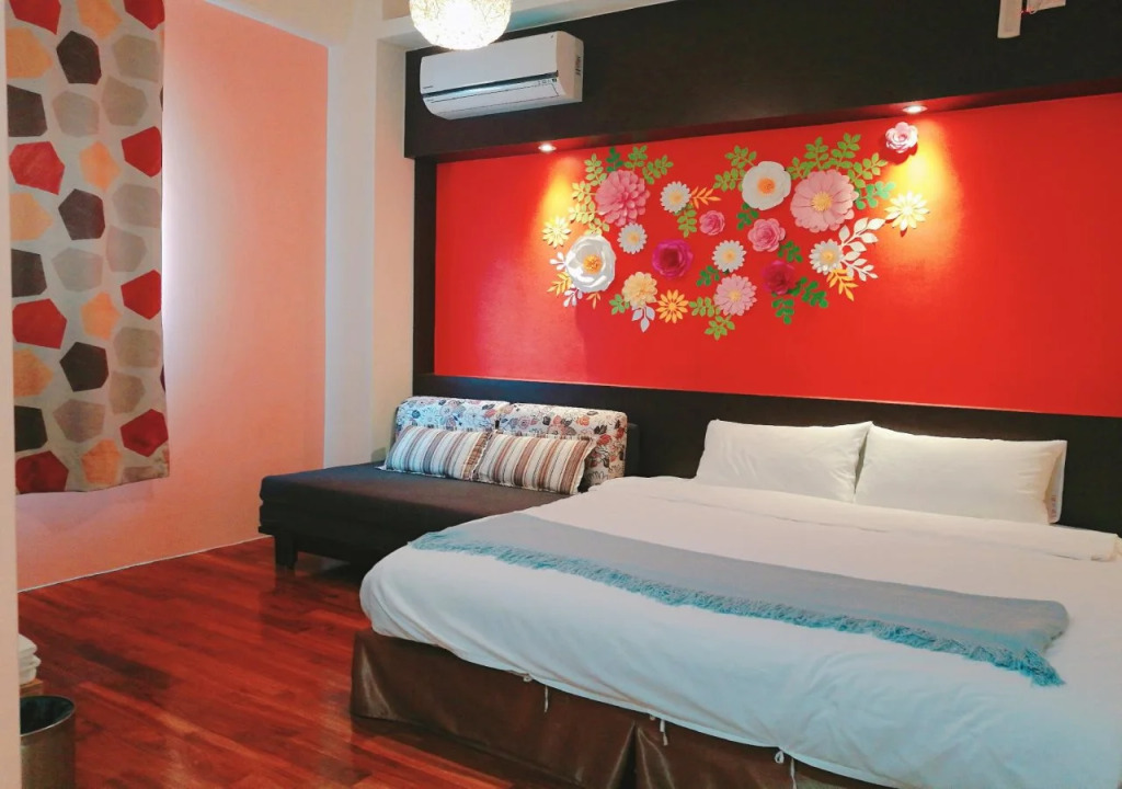 198 Red Hat B&B