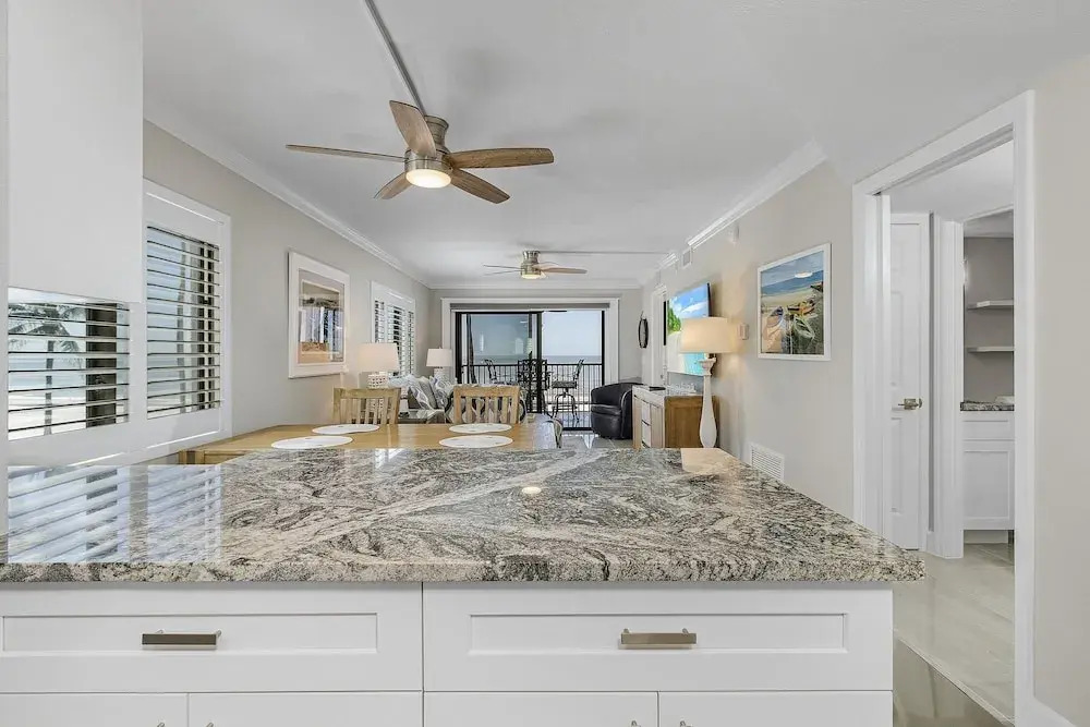 Seaside 101: Oceanview 2br/2ba Condo With Pool, Steps To Beach 2 Bedroom Condo
