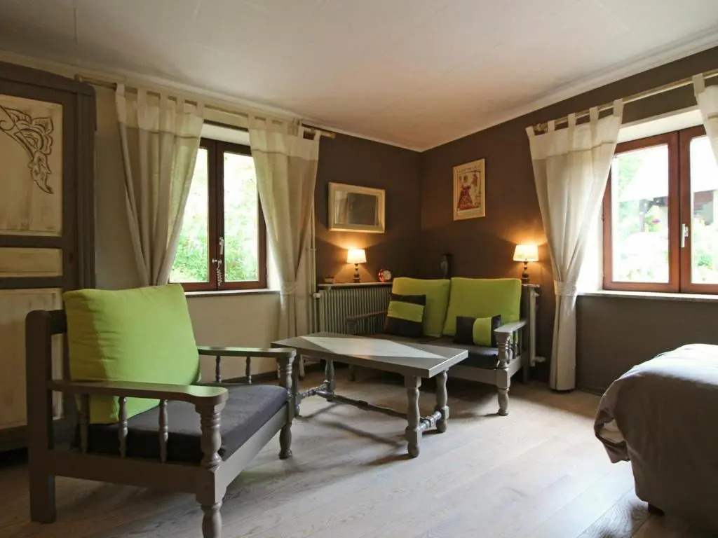 Gîte chaleureux en pleine nature avec terrasse, idéal pour randonnées et vététistes, proche de Gérardmer - FR-1-589-125