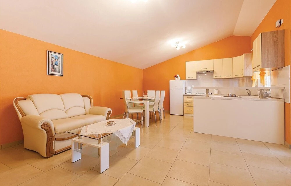 Awesome Home in Vodnjan with Hot Tub, WiFi & 2 Bedrooms