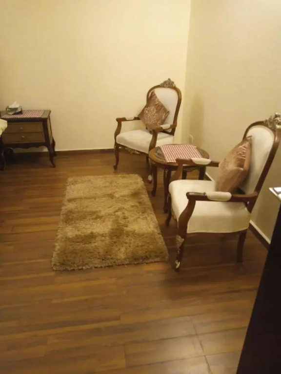 Royal Two Bed Luxury Apartment Gulberg