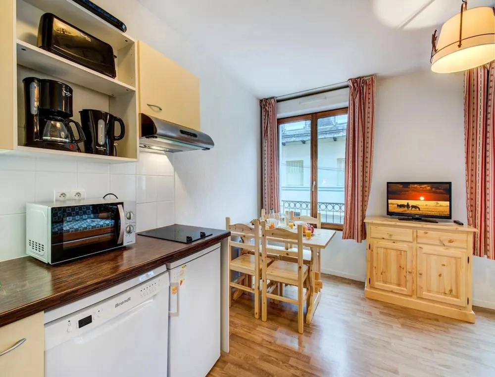 5-person Stay Near Thermal Baths