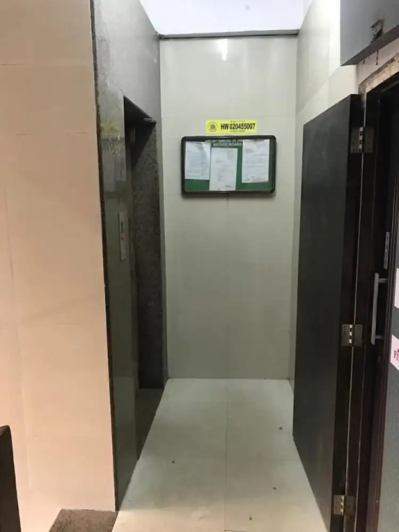 Lucky Serviced Apartments -Near BKC