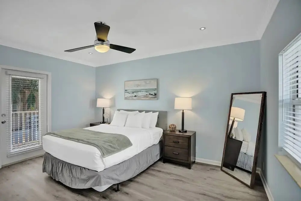 Stay Hospitality - Hendricks Isle