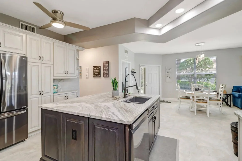 10118 Colonial Country Club Blvd #410