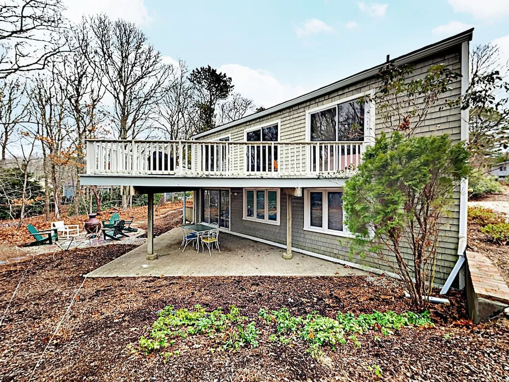 Cape Cod Retreat - 3 Br Home