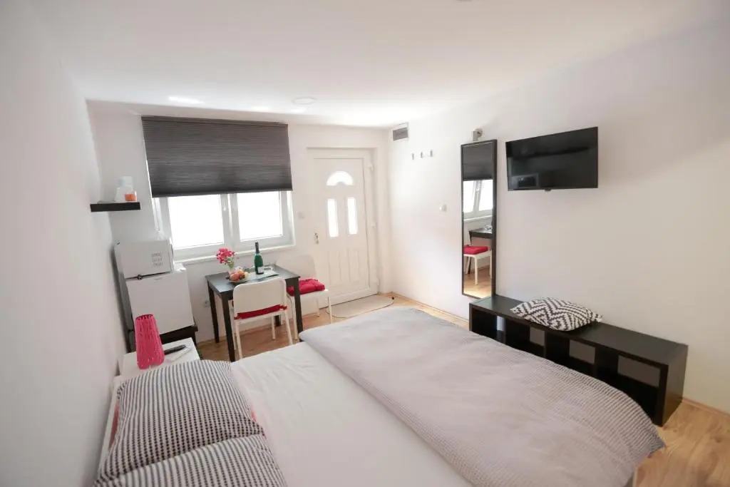 Rooms Butković