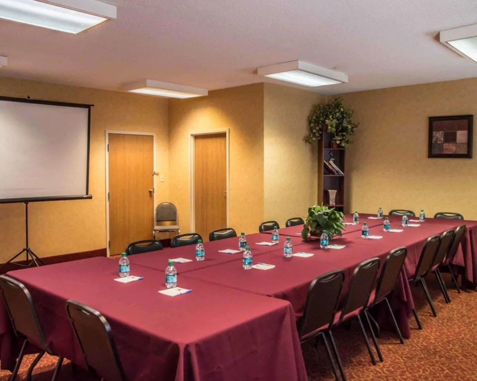 Holiday Inn Express - Cincinnati North - Monroe by IHG