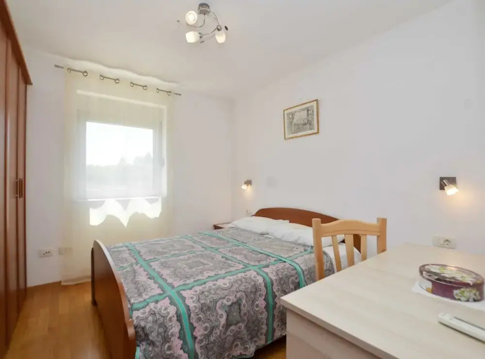 Quiet and Compact Apartment With Balcony
