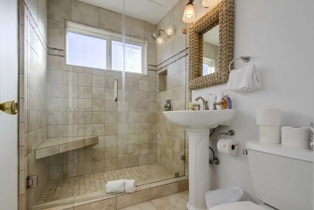 South Shore 4 7 Bedrooms 5 Bathrooms Home
