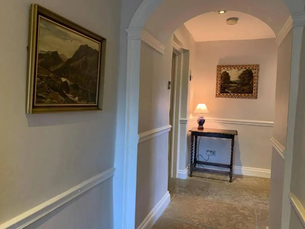 House - Sleeps 10 Pet friendly & Parking