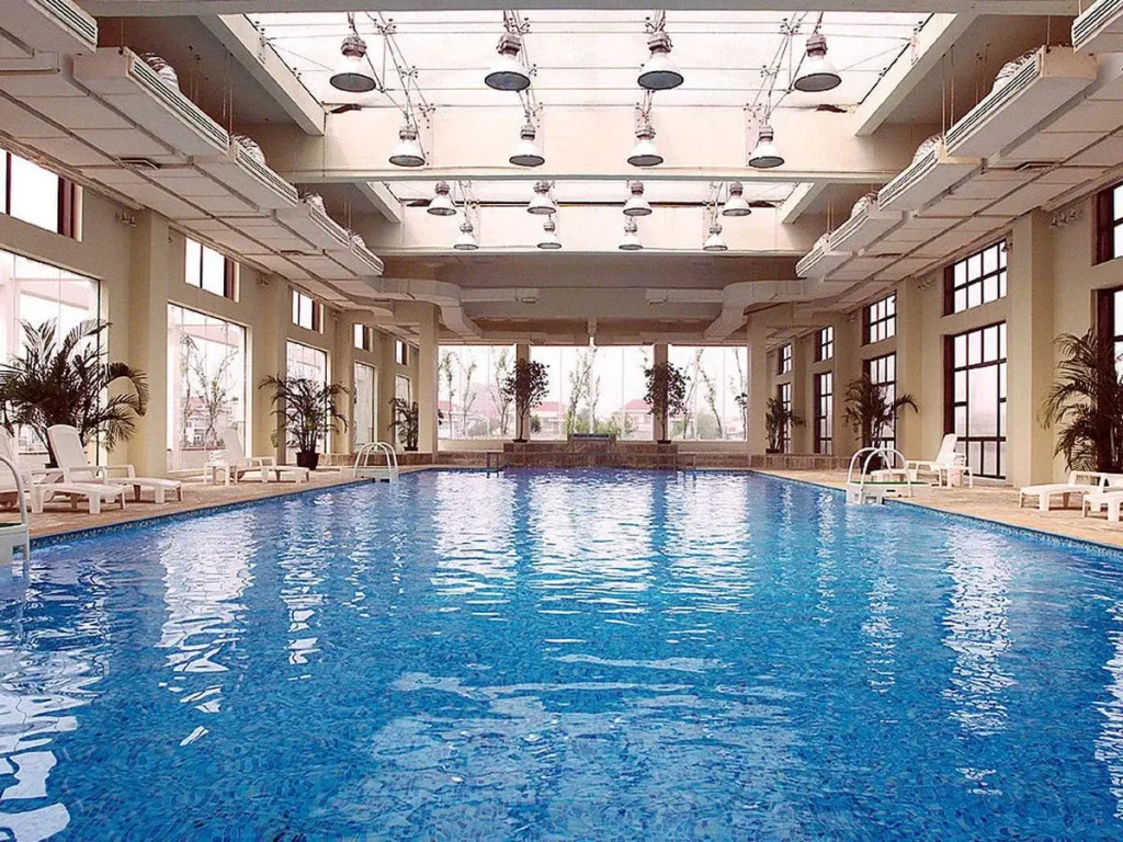 Starway Hotel