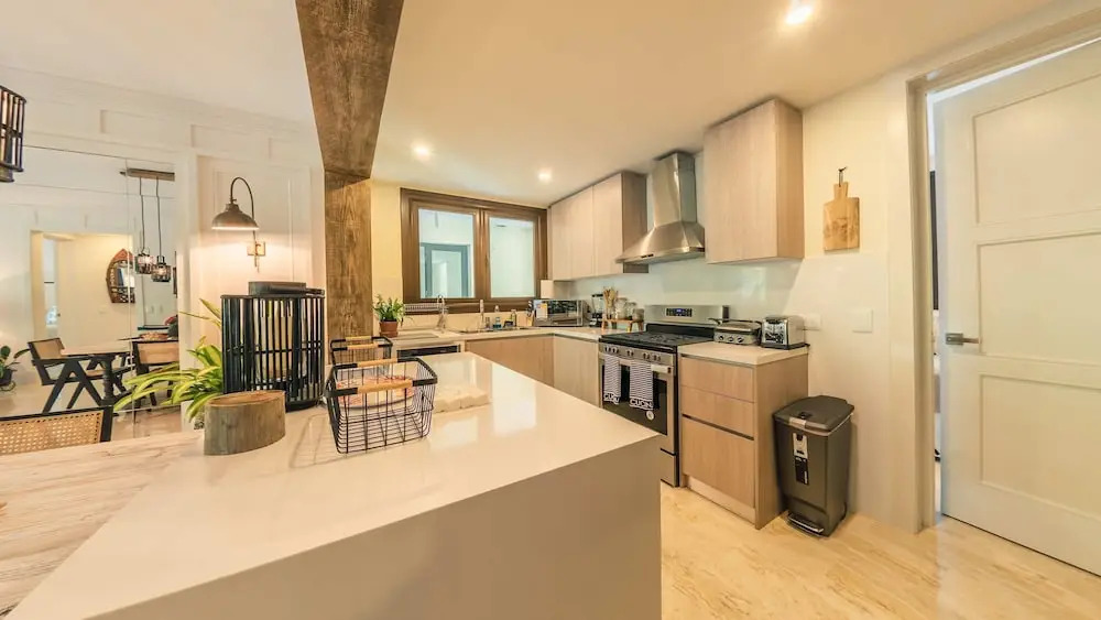 Modern Apartment With Lake View in El Portillo Qb