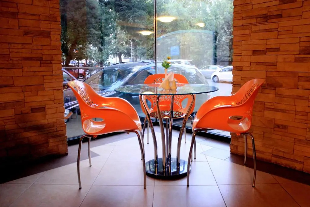 Batesta Hotel