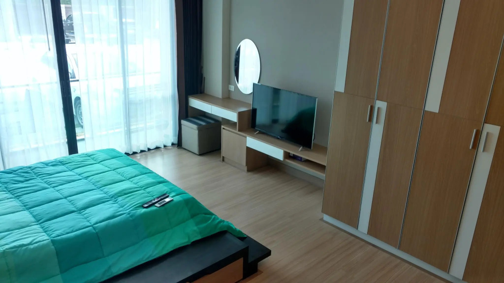 Naithon condominium A-103