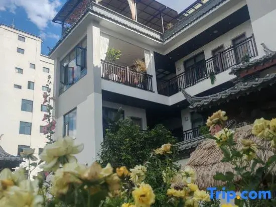 Xiaohe Yishui Inn