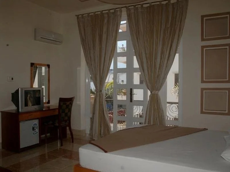 Ho Phong Hotel