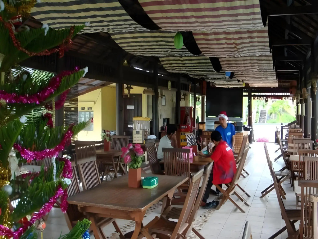 Wonua Monapa Hotel Resort