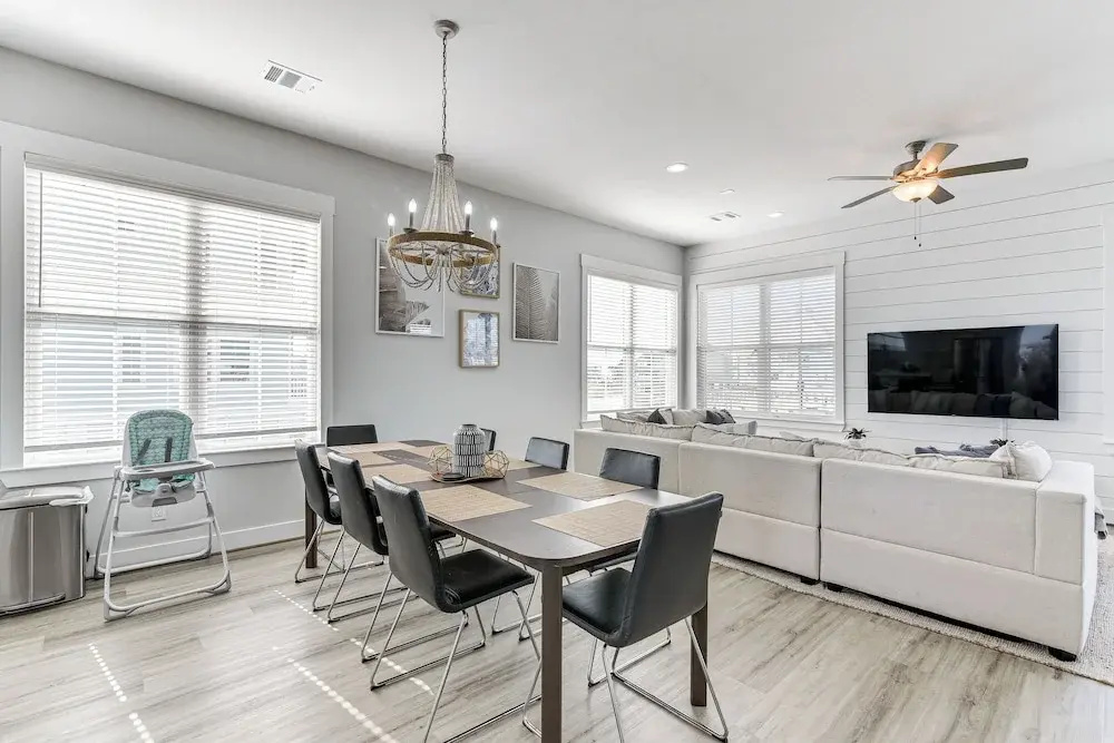 Galveston Home w/ Decks + Views, Walk to Beaches!