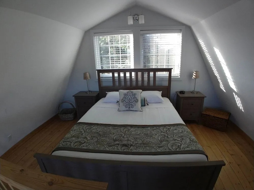 Sea Breeze Cottages