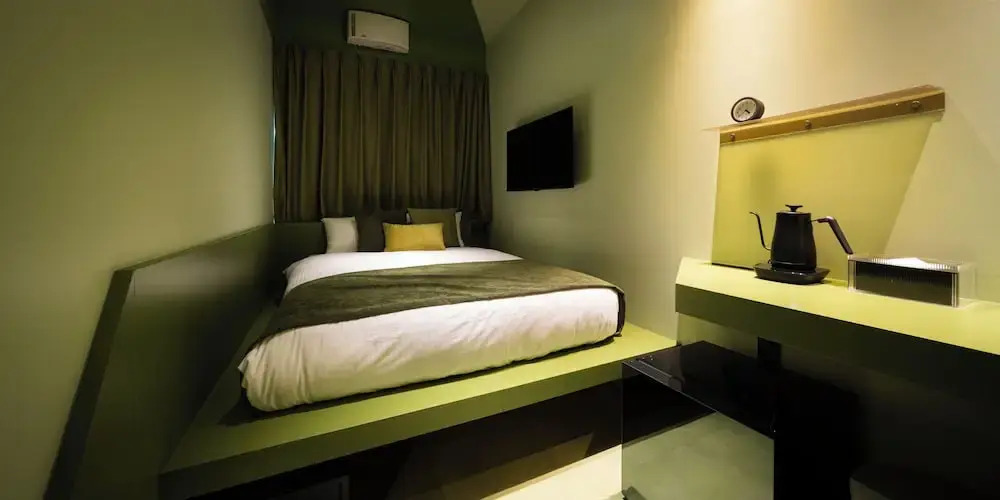 OCICA OSHIAGE TOKYO by R HOTEL