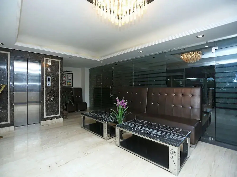 Hotel kenil star