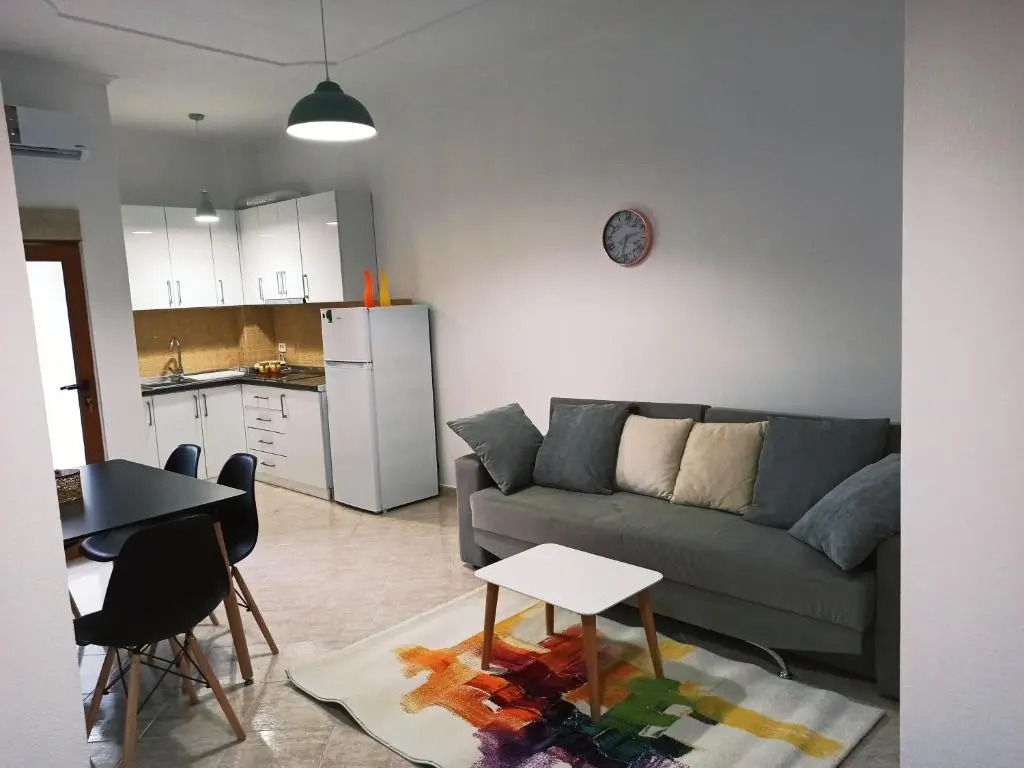 Lovely Apartment 2