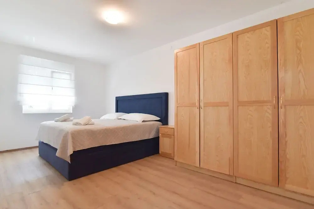 Apartments"Nika" with private pool