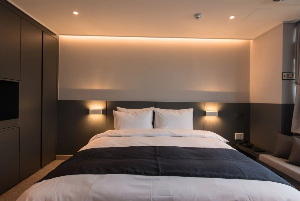 R B Business Hotel