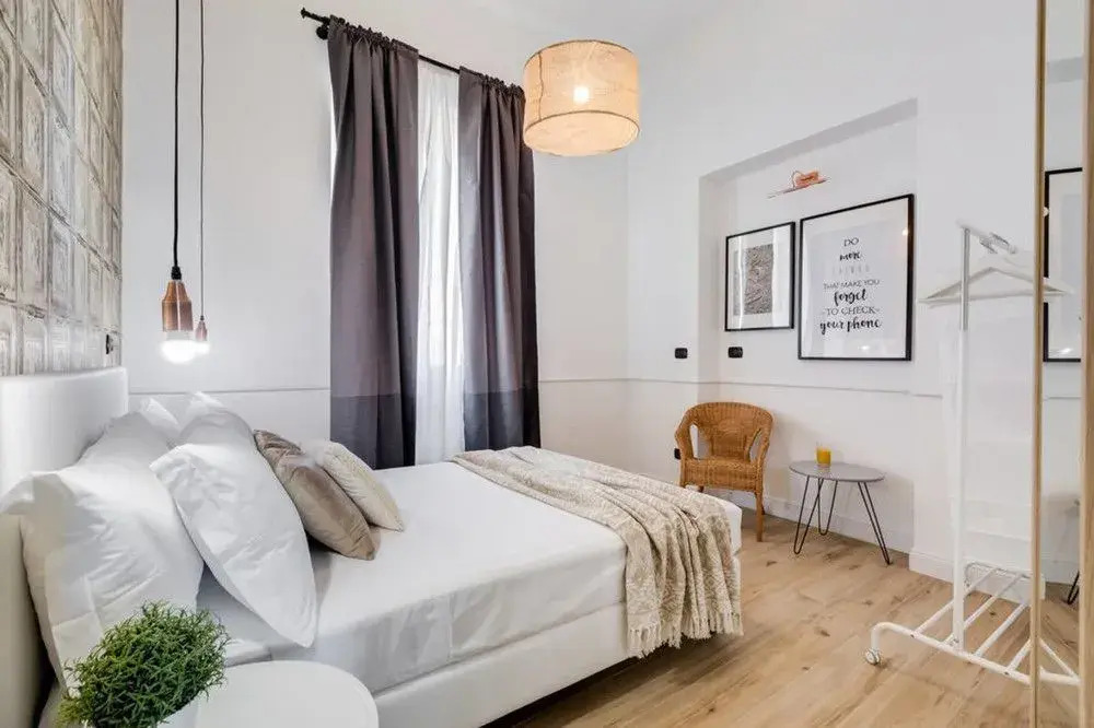 Large & Stylish 3 bed Flat in Excellent Location
