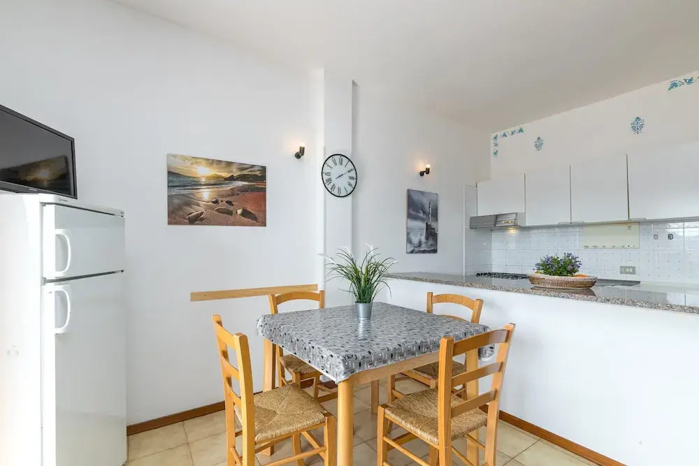 I Fari Apartments 600m From The Beach