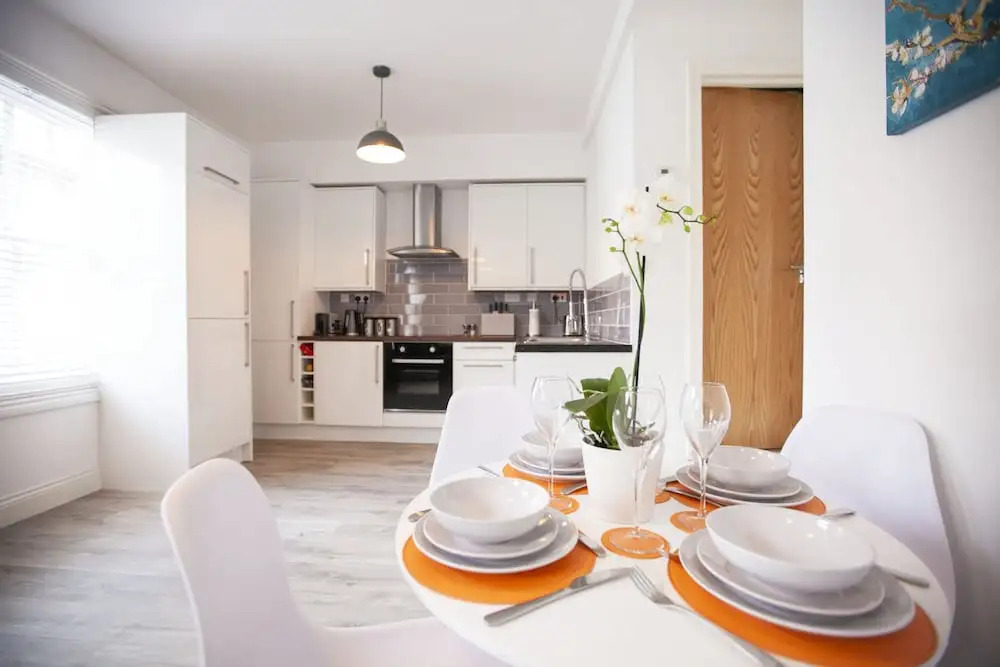 Victoria Apartment