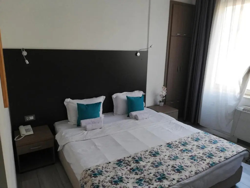 Atlas City Center Hotel