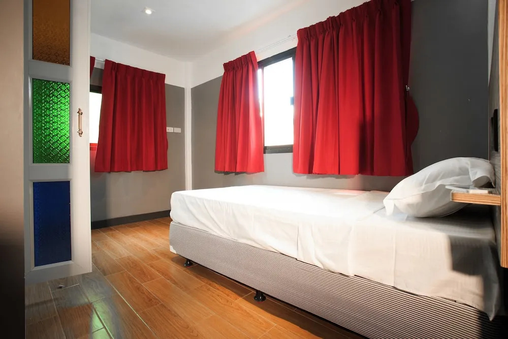 Cloud 9 Lodge