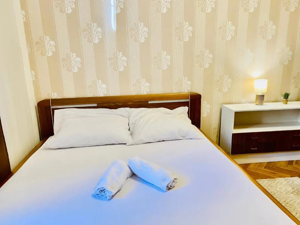 aparthotel in square Praha 2