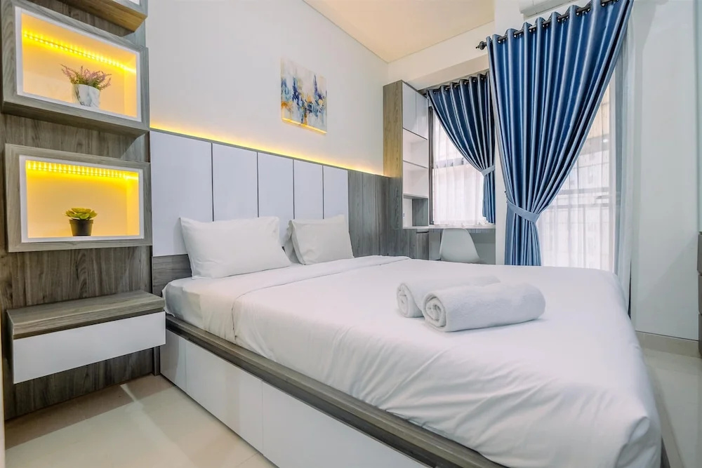 Comfortable and Cozy Studio Room at Transpark Cibubur Apartment By Travelio
