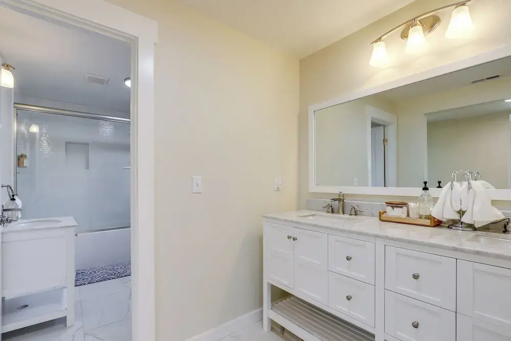 Walk to Dtwn Camas! Updated Home w/ Game Room