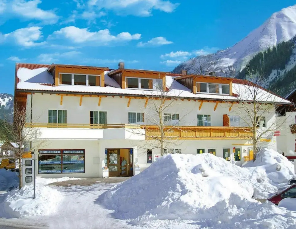 Apartment in Bichlbach at the Lake