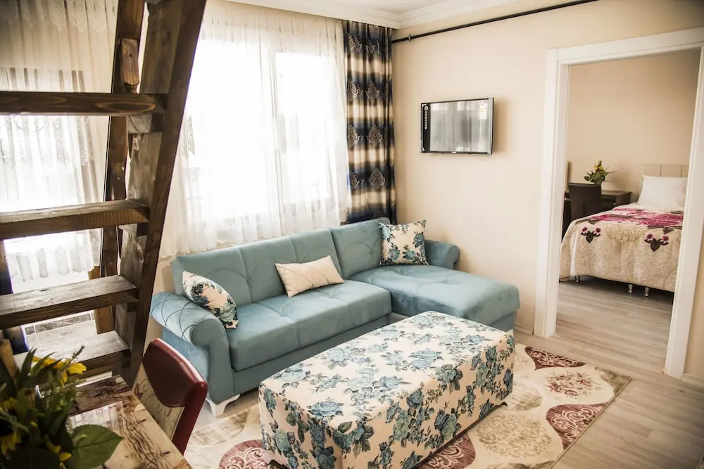 Nazar Suite Apart