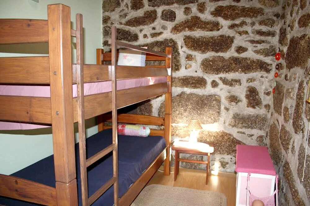 House With 4 Bedrooms in Cota, With Furnished Terrace and Wifi