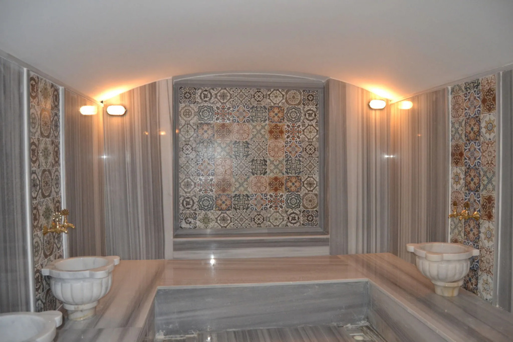 Centrum Business Hotel