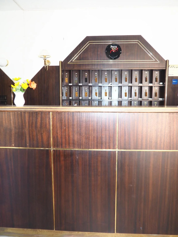 Hotel Radio Inn