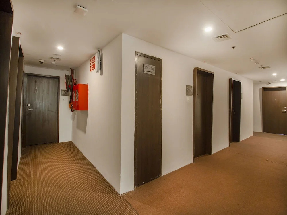 Treebo Kubeera Palace