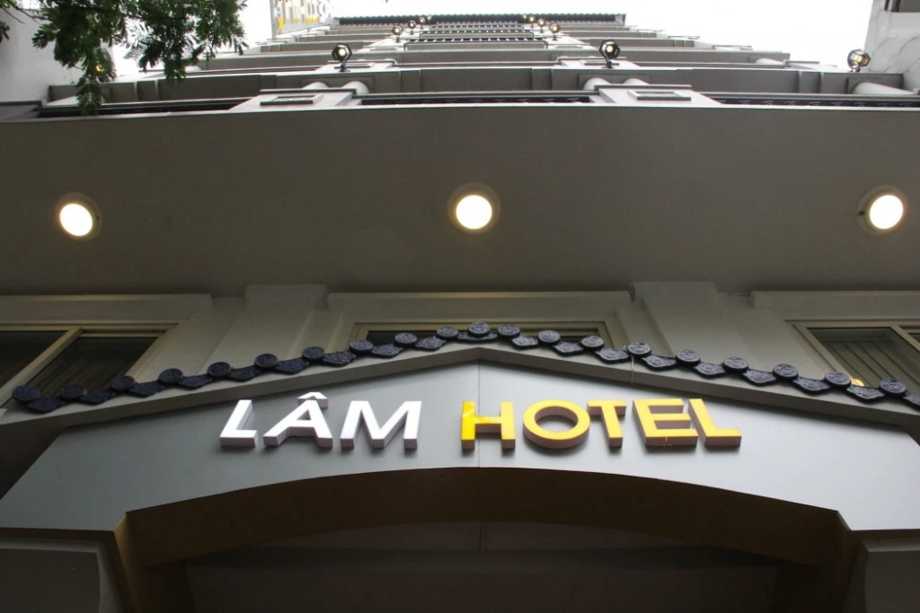 Lam Hotel