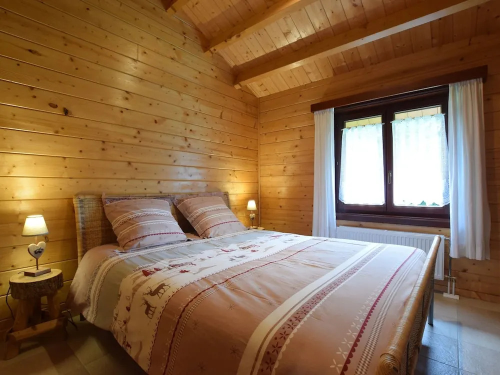 Splendid Chalet in Durbuy With Garden
